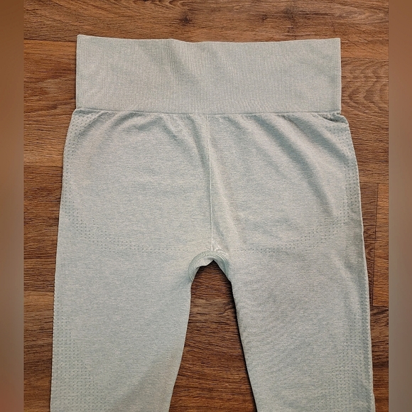 Gymshark Seamless Leggings - Picture 4 of 4